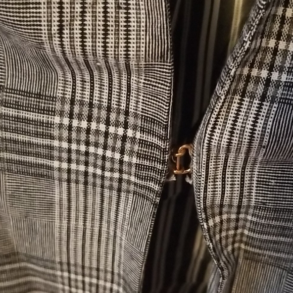 ð€SOLDð€Fashion Nova Blazer - Picture 8 of 8